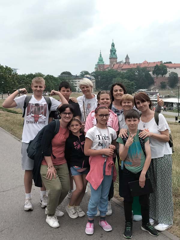 Integrantes del viaje de ida de Ven Con Nosotros para recibir a los menores acogidos de Ucrania